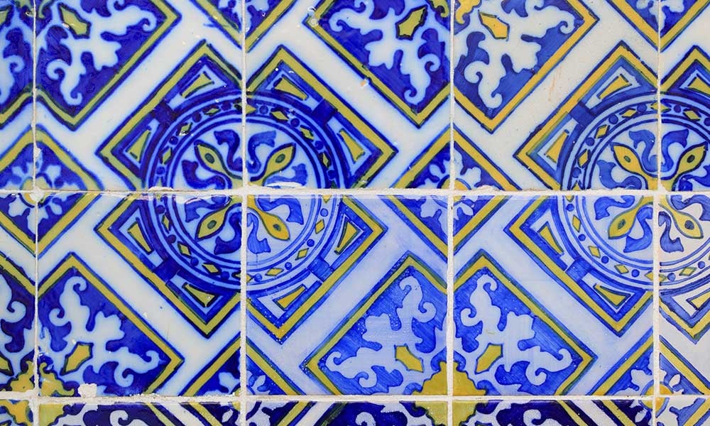 Voyages-Traditours-Portugal-azulejos-bleu-jaune